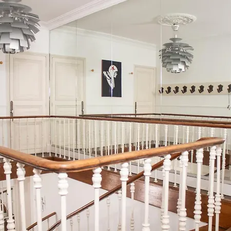 Theroyals Appartement
