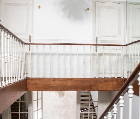 Апартаменты Theroyals